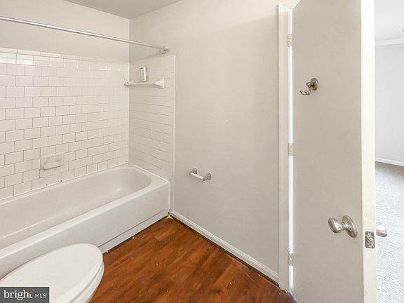 5th image of 3015 Antrim Cir