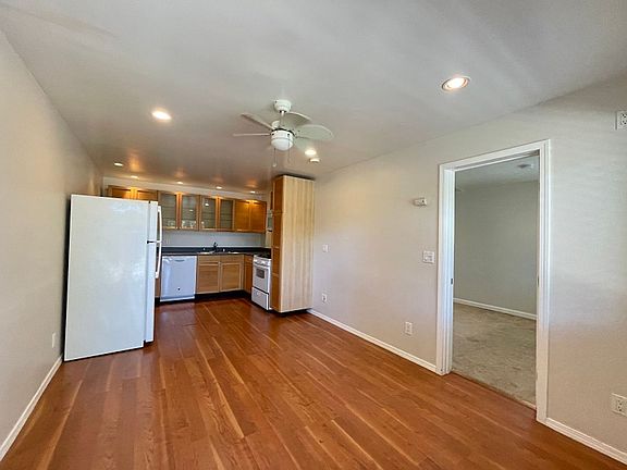 5th image of 1025 McKenzie Dr APT B