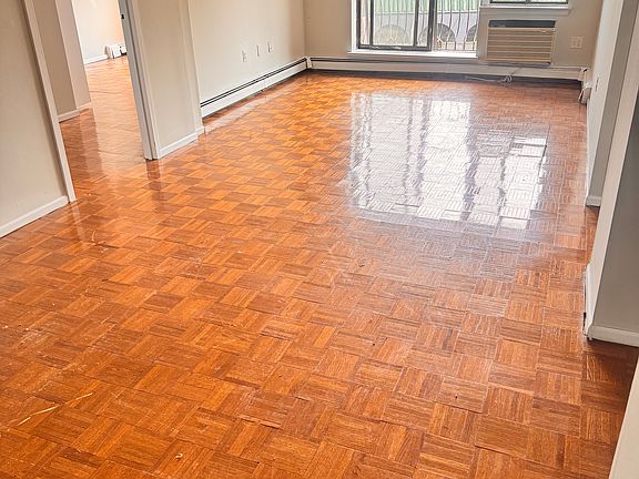 2nd image of 3208 Union St #6BA