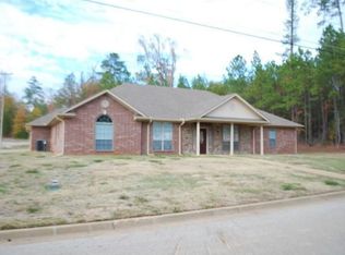 1501 Comanche St, Longview, TX 75605