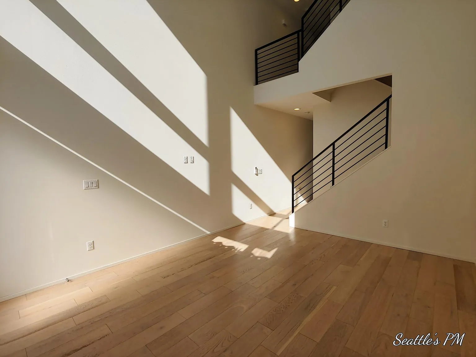2 bed, 1073 sqft, $3,195 — Photo 4