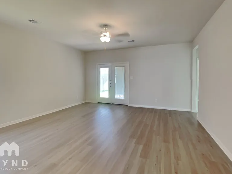 15526 Caramel Springs Dr — Photo 5
