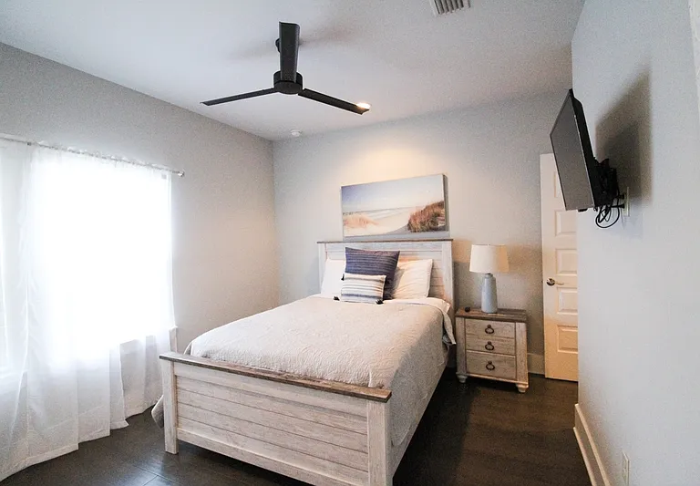 283 Lakeland Dr — Photo 12