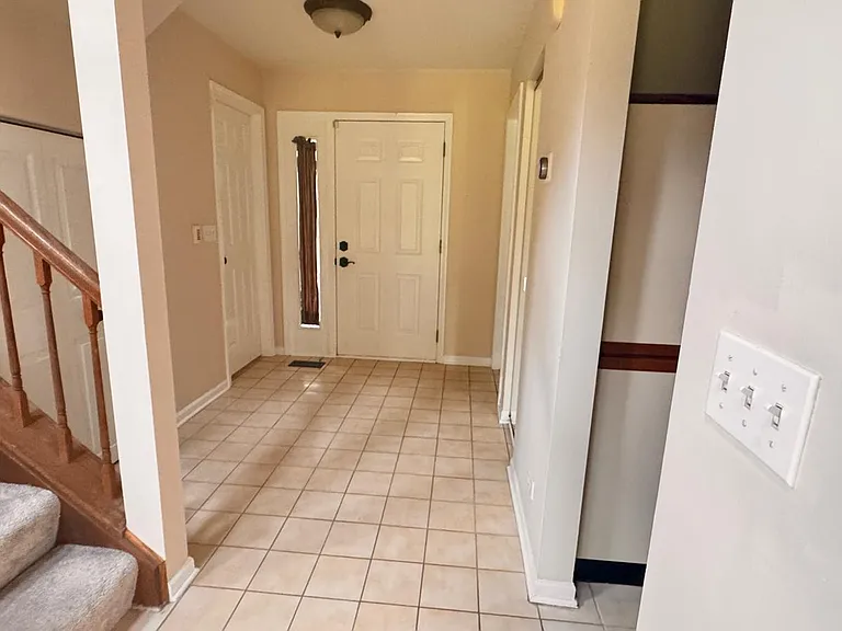 224 Steeplechase Ct — Photo 7