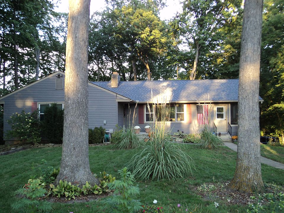 1st image of 181 Greenwood Dr