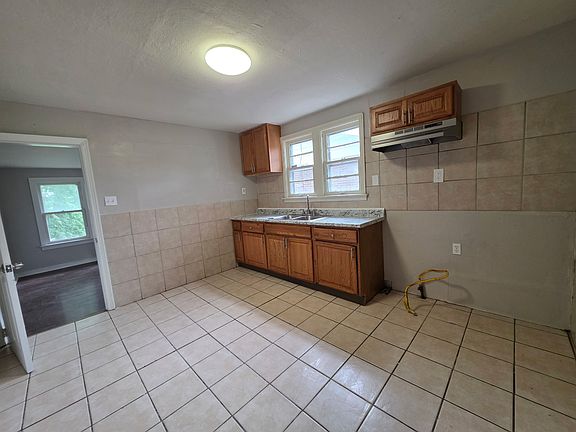 2nd image of 8986 Ramona Ave