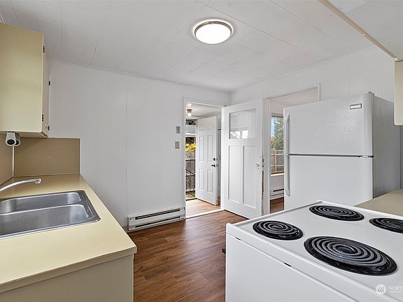 3rd image of 3708 N Ferdinand Street