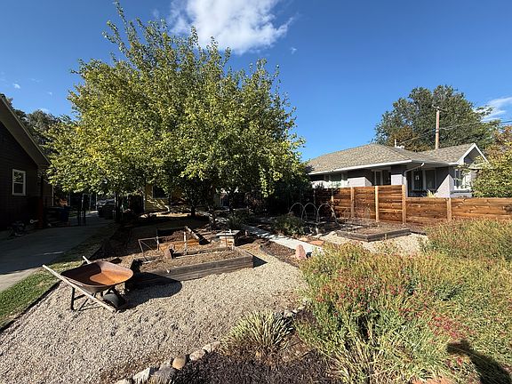 4th image of 263 E Edith Ave