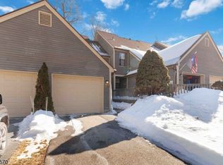 16 Quincy Ln, West Milford Twp., NJ 07480