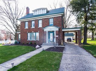 2401 Bittersweet Pl, Burlington, IA 52601