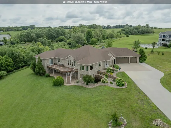 25329 182nd St, Spirit Lake, IA 51360