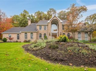 2177 Chardonnay Cir, Gibsonia, PA 15044