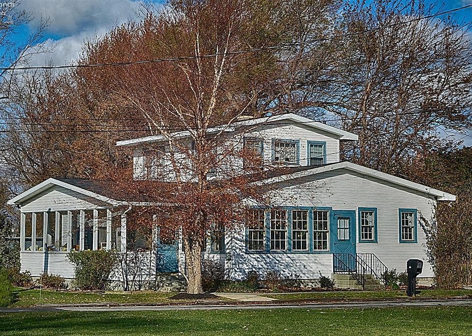 1st image of 103 Lurie Ln