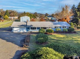 216 Roberson Rd, Woodland, WA 98674