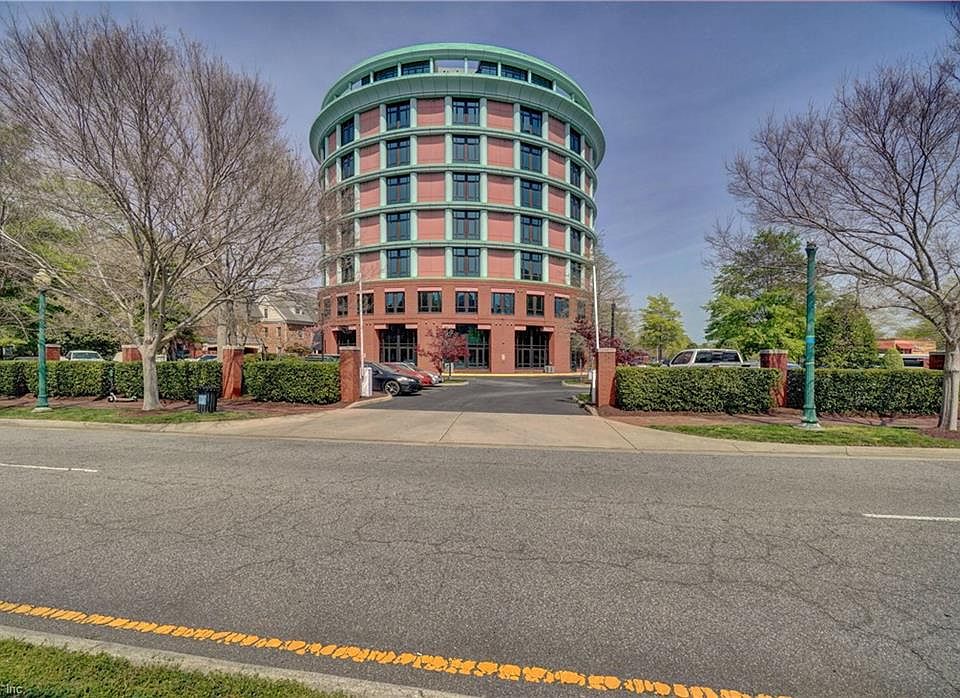 1st image of 415 Saint Pauls Blvd Unit 112