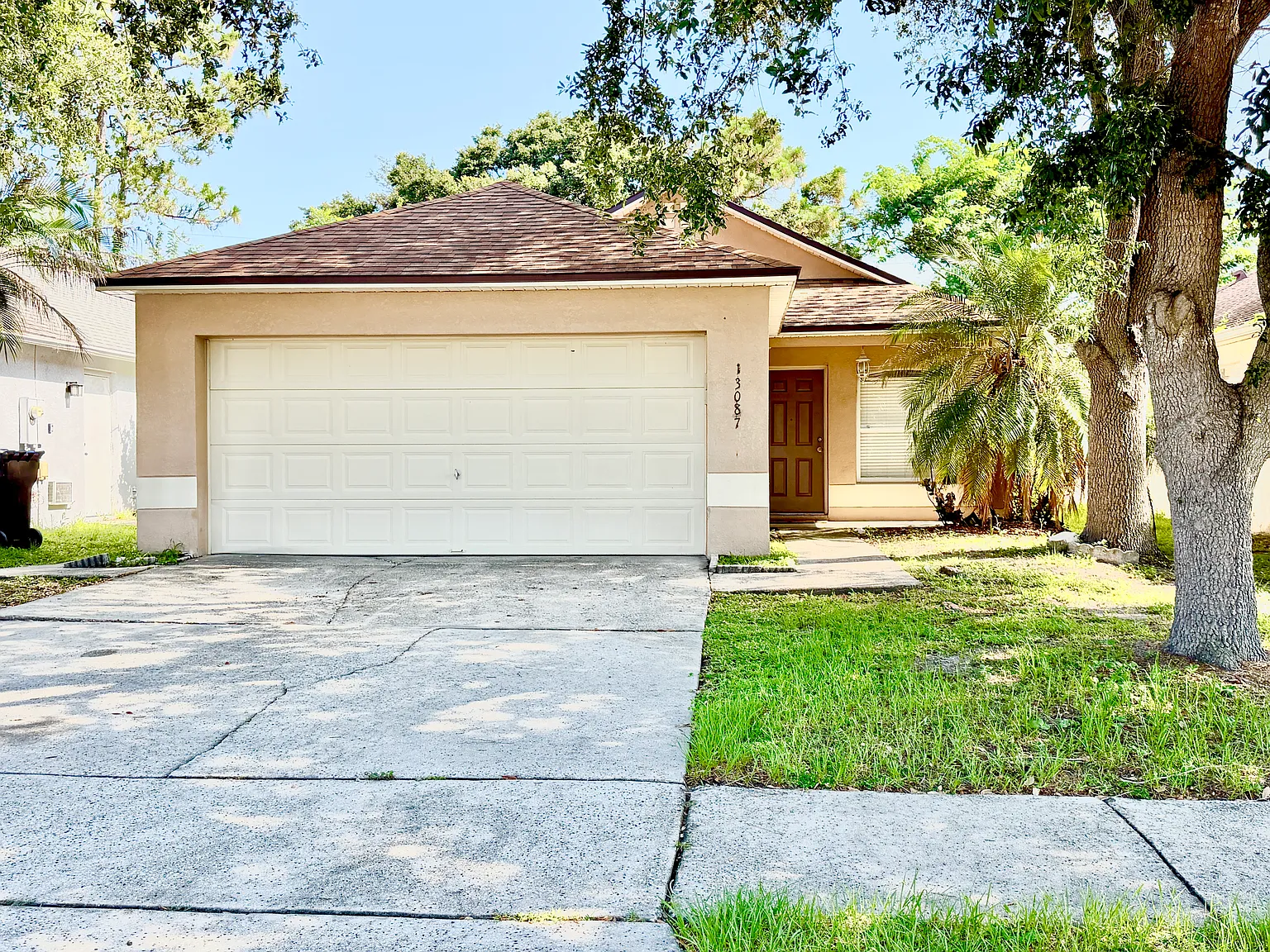 3 bed, 1148 sqft, $2,200 — Photo 1