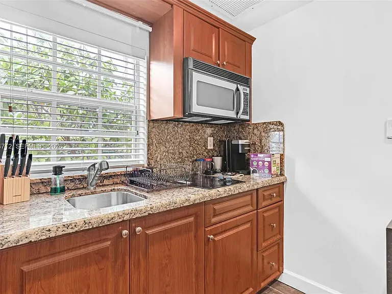 265 Palm Ave — Photo 47