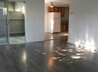 107 N 3rd St APT 2, Talent, OR 97540