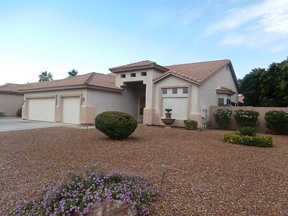 2nd image of 3325 E Isabella Ave