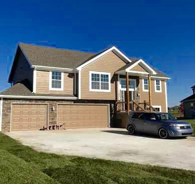 1st image of 2801 Sycamore Ct