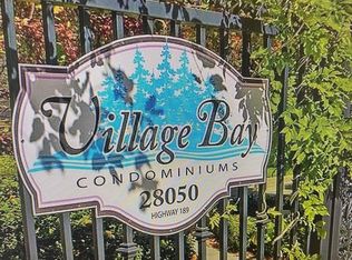 28050 State Highway 189 #213, Lake Arrowhead, CA 92352