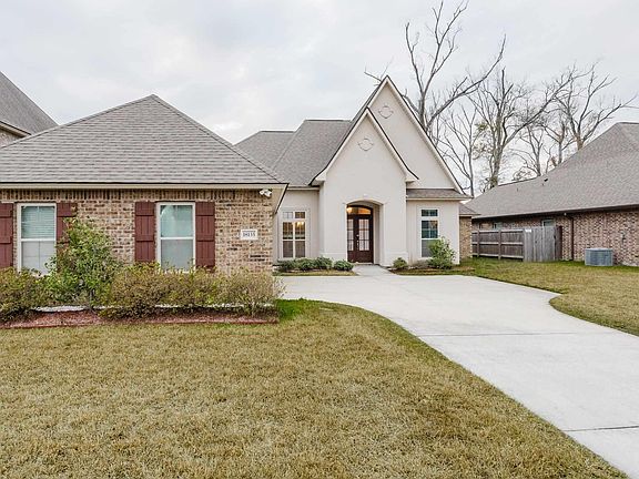 2nd image of 18133 River Landing Dr