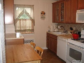 2nd image of 68 Wooleys Ln #B34