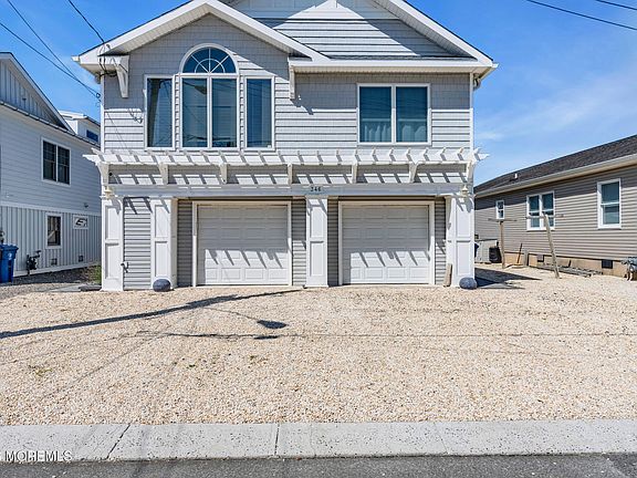 5th image of 346 W Bayview Drive