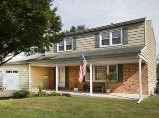 15 Tatlow Ln, New Castle, DE 19720