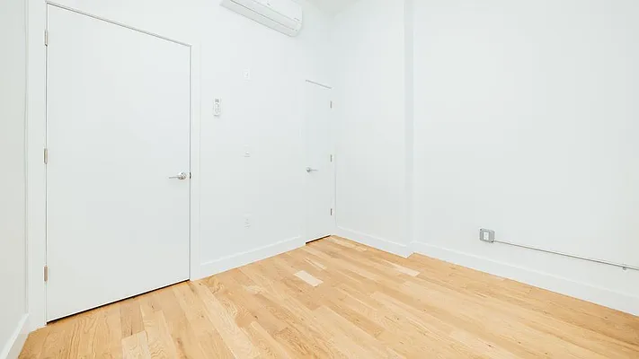 Rented by Nooklyn NYC LLC | media 25