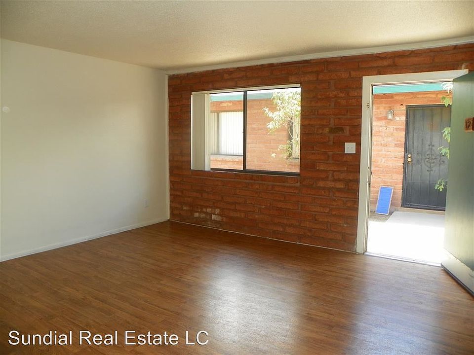 1st image of 1012 S Dorsey Ln APT 12