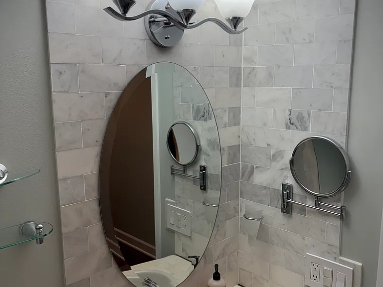560 Vine Ave #203 — Photo 18