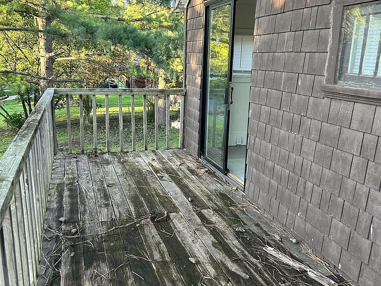 1404 Callahan St — Photo 12
