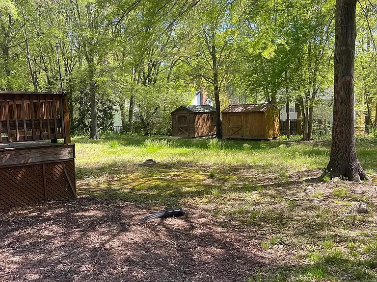 407 Portsmouth Ct — Photo 18