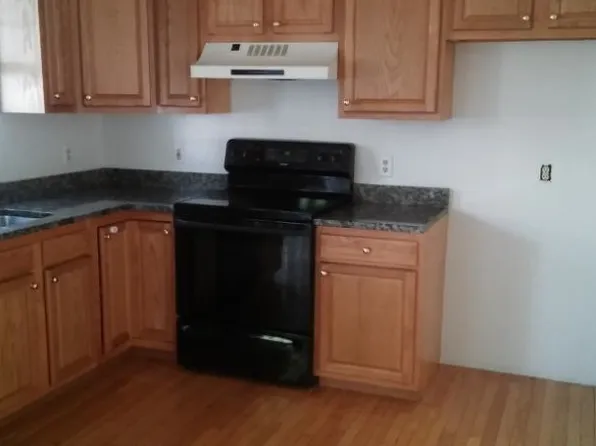 1 Mercury Ter, Haverhill, MA 01832