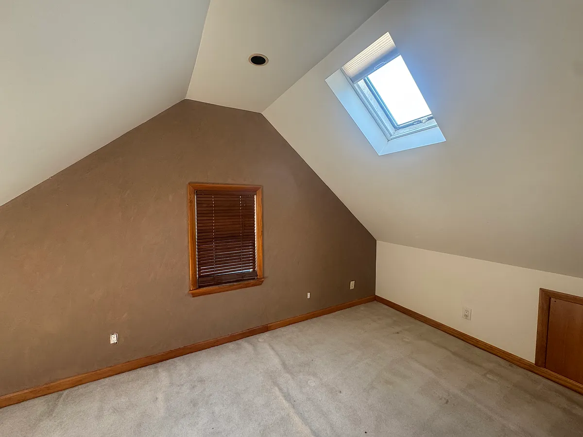 Building Photo - Minetta Ct