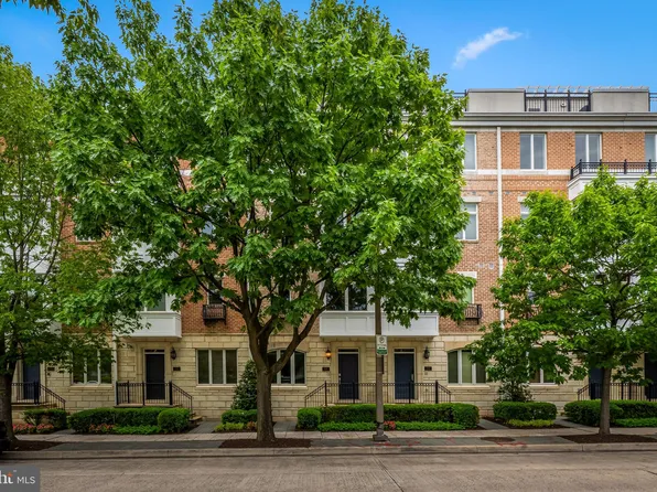 1024 Pier Pointe Lndg #107, Baltimore, MD 21230