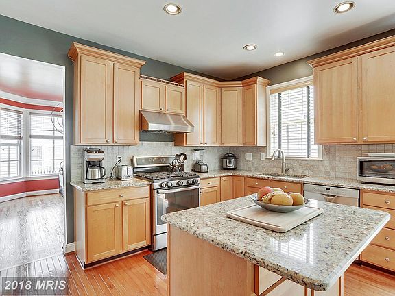 2nd image of 4712 Broom Dr