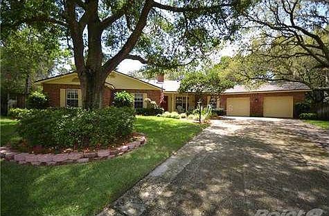 2nd image of 1317 Oxmoor Ct