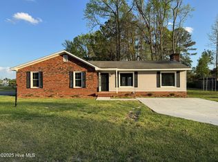 2303 Leigh St, Kinston, NC 28504