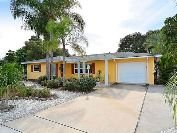 2nd image of 445 Bob Hope Dr