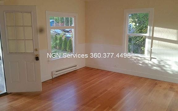 5th image of 1516 Rainier Ave
