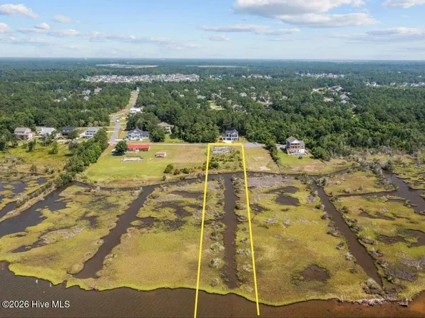 110 Sea Level Lane, Sneads Ferry, NC 28460