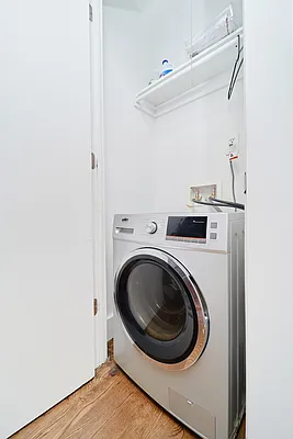 Rented by SERHANT. | media 18