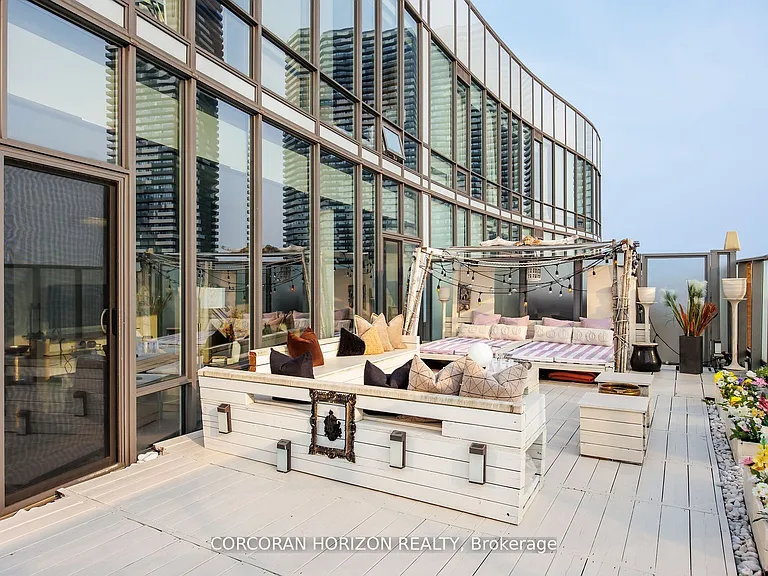 1 Market St #Penthouse 01 — Photo 22