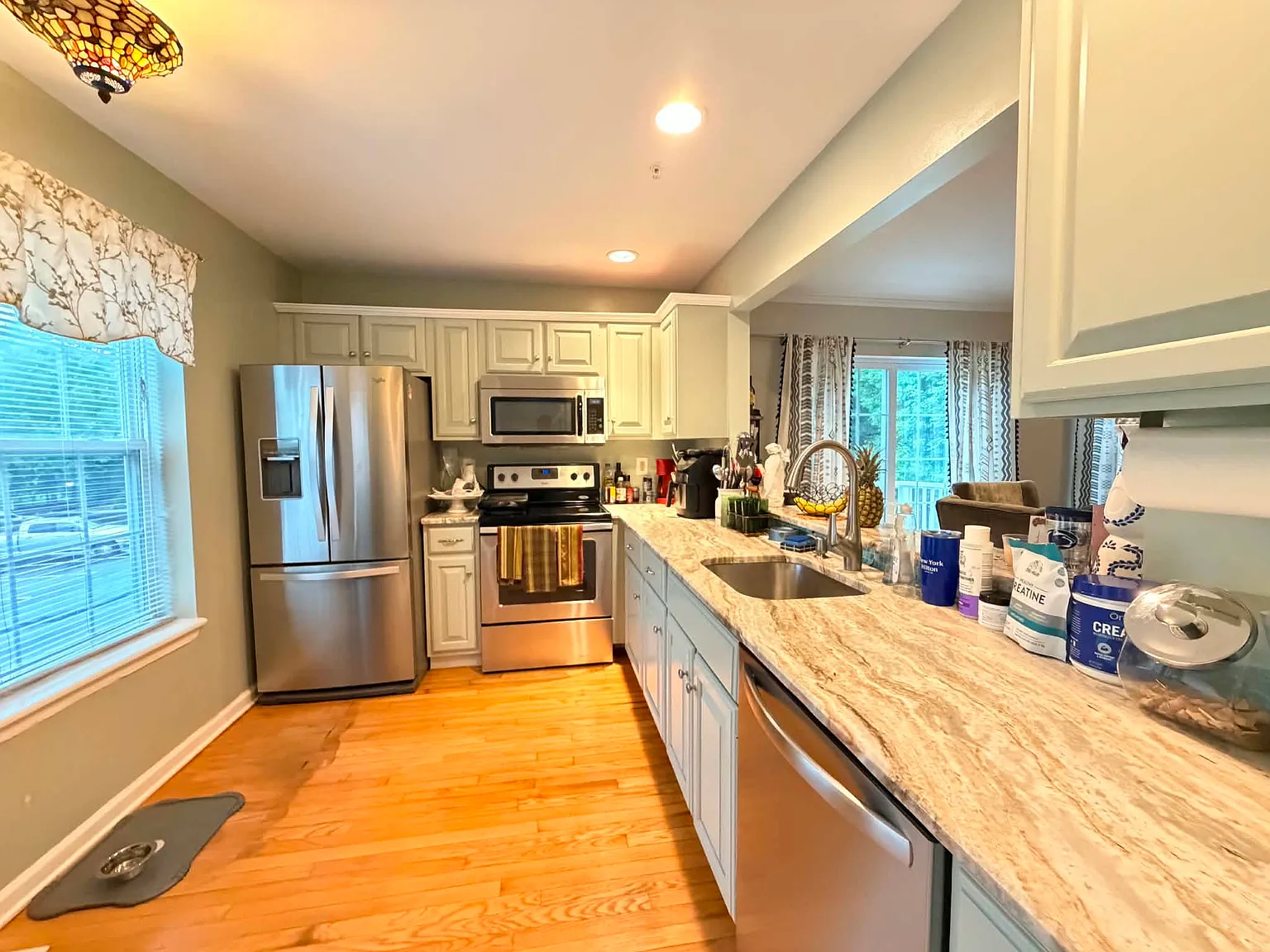 633 Danbury Rd — Photo 3