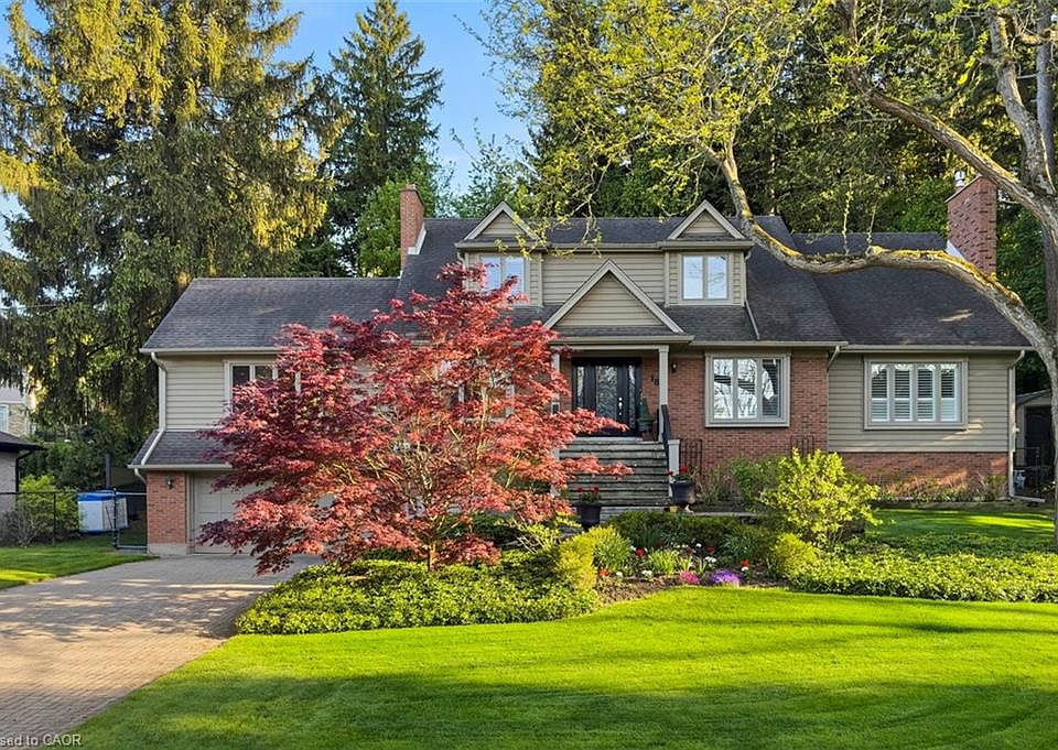 1st image of 18 Stonegate Dr