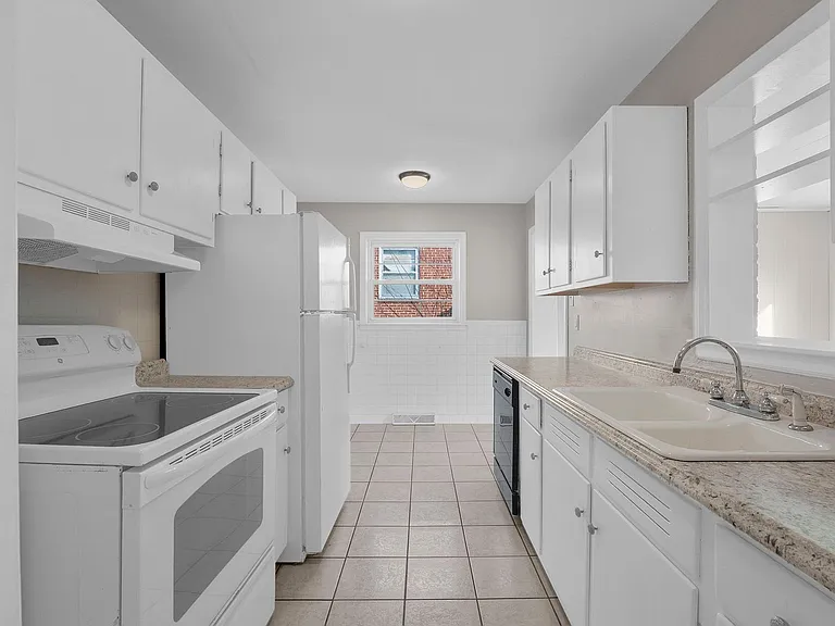 3113 Oaklawn Ave NW — Photo 20