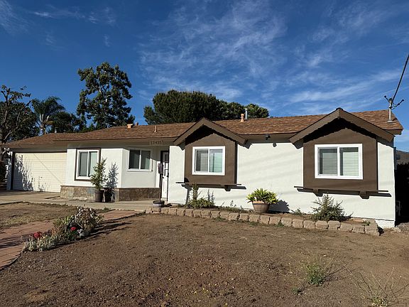 3rd image of 13425 Standish Dr