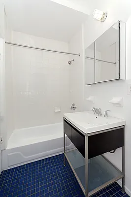 Rented by Aether Property Group | media 10